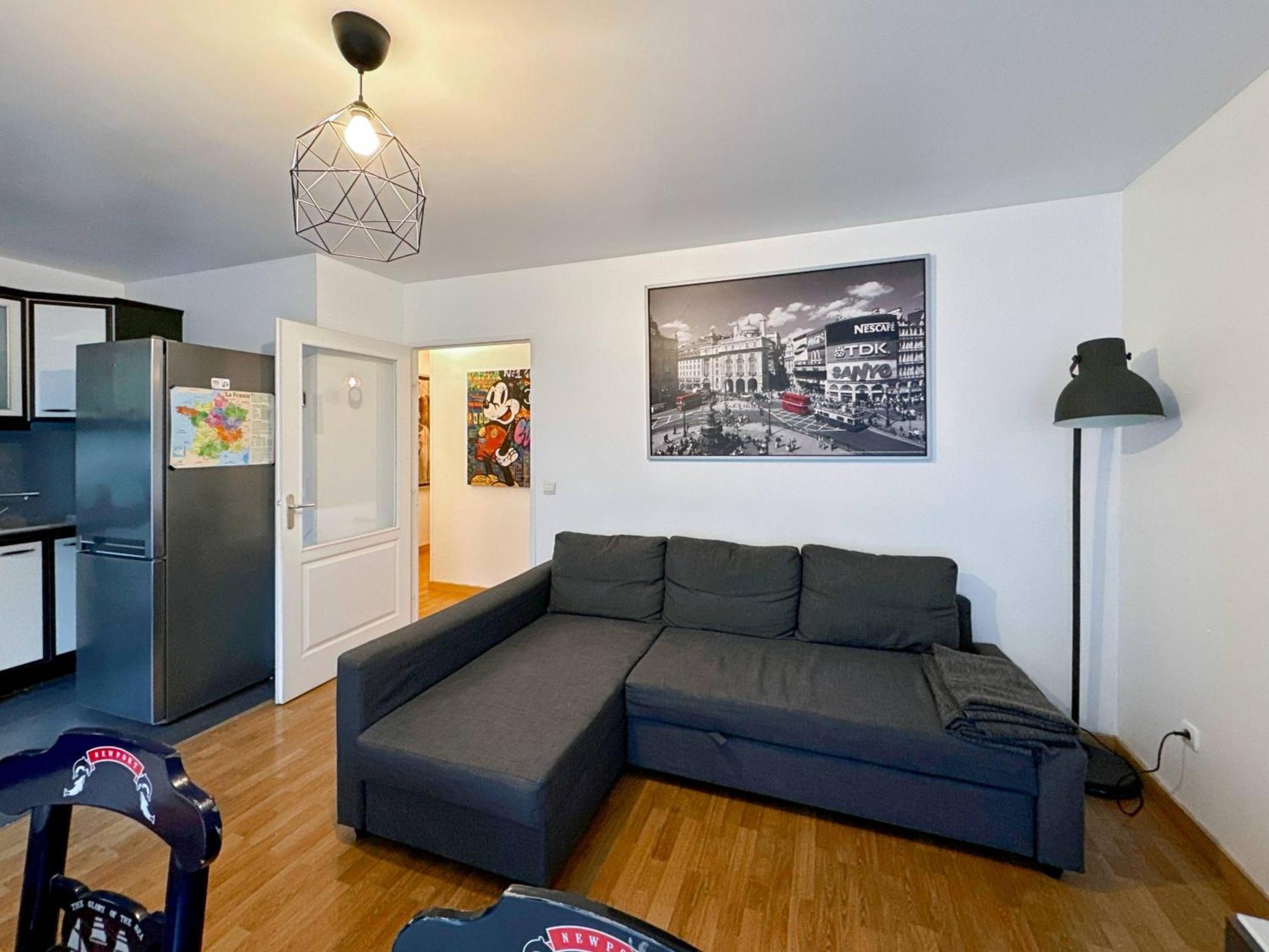 Les Paves De Prague - Appartement Pour 4 A 10 Minutes De Disneyland Paris モンテヴラン エクステリア 写真