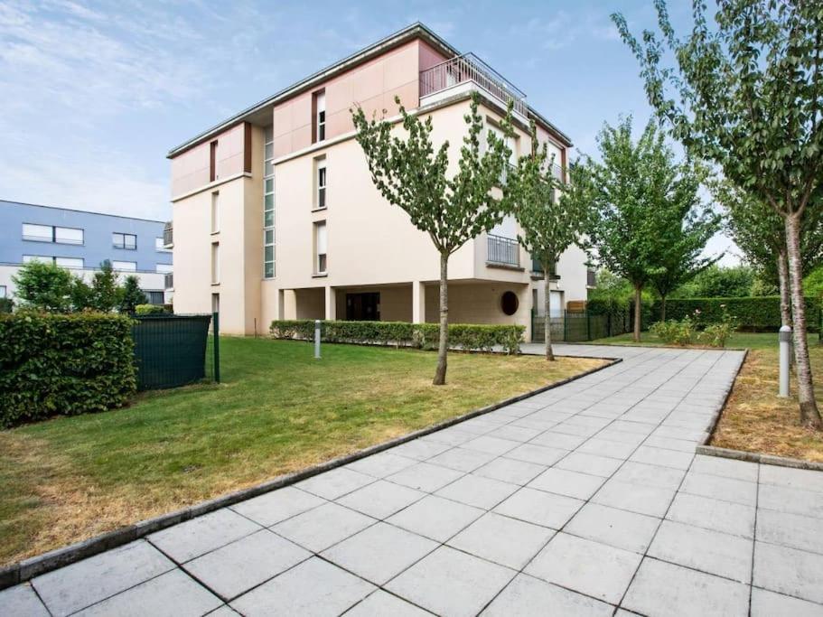 Les Paves De Prague - Appartement Pour 4 A 10 Minutes De Disneyland Paris モンテヴラン エクステリア 写真